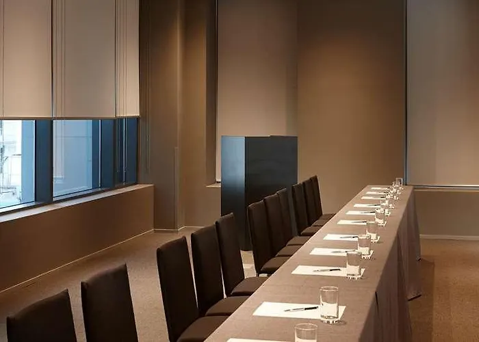 Shilla Seocho Gangnam Station 4*