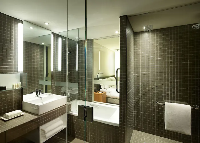 Shilla Seocho Gangnam Station Hotel