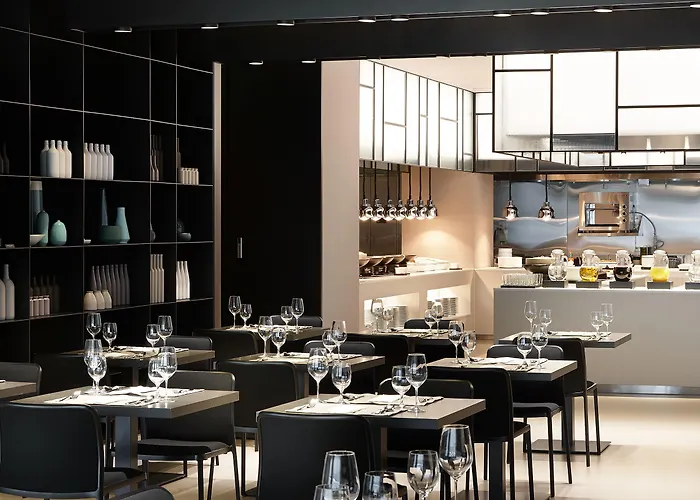Shilla Seocho Gangnam Station Hotel 4*