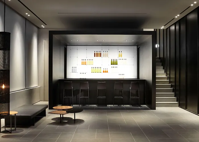 Shilla Seocho Gangnam Station Hotel 4*