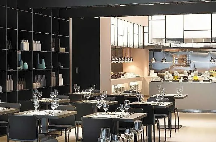 Shilla Seocho Gangnam Station 4*